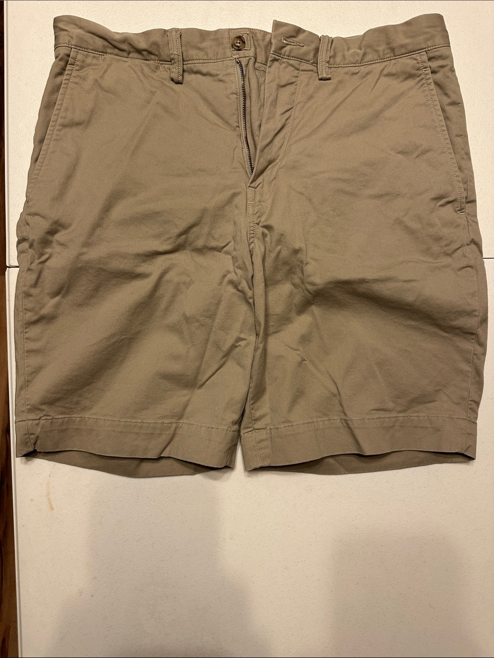 Men's Casual Chino Shorts in Khaki